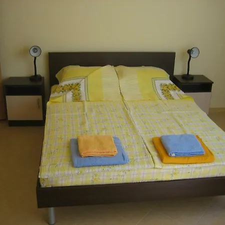 In Lazur 2 * Sozopol